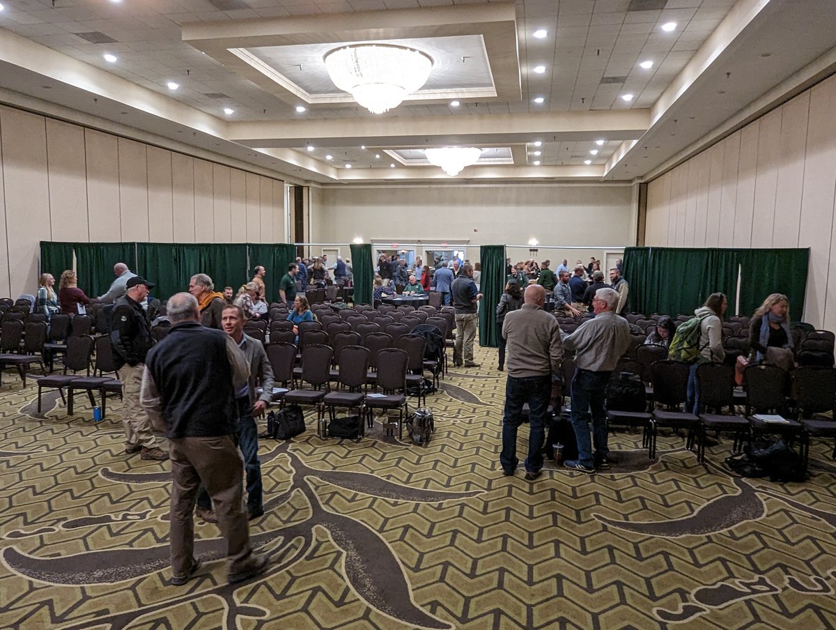 MissouriQF's tweet photo. We had a huge crowd last week at the Native Forage & #Grasslands Establishment & Management Workshop! Over 150 natural resource & industry professionals attended to gain an understanding of #nativeforage establishment & management, economics of #grazing natives and more! https://t.co/Shs4k5SX3L