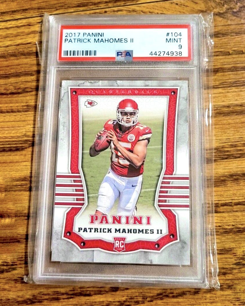 🚨🏈 FREE MAHOMES ROOKIE 🏈🚨 

What better time to give away a FREE rookie card of the 2x Super Bowl Champ Pat Mahomes than right now?

TO ENTER:
Just like this tweet and follow me!

That’s all…good luck! 🍀