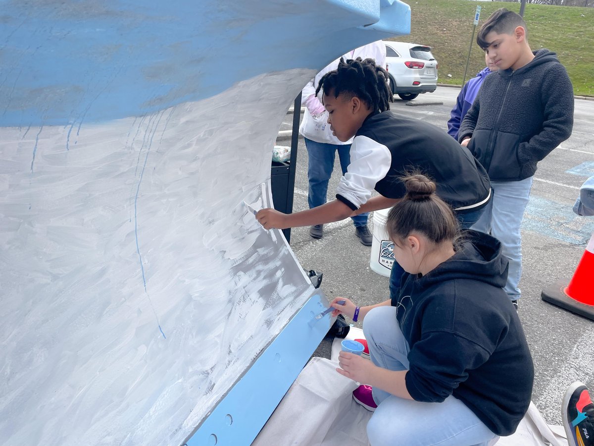 WeAreMayfield's tweet photo. Our students are so excited to be partnering with TDOT in art class for "Paint the Plow".  This is such a honor to be the 2nd school in the state to get to participate in this collaboration!  Stay tuned tomorrow for the finished masterpiece. https://t.co/I4KGtytPyn