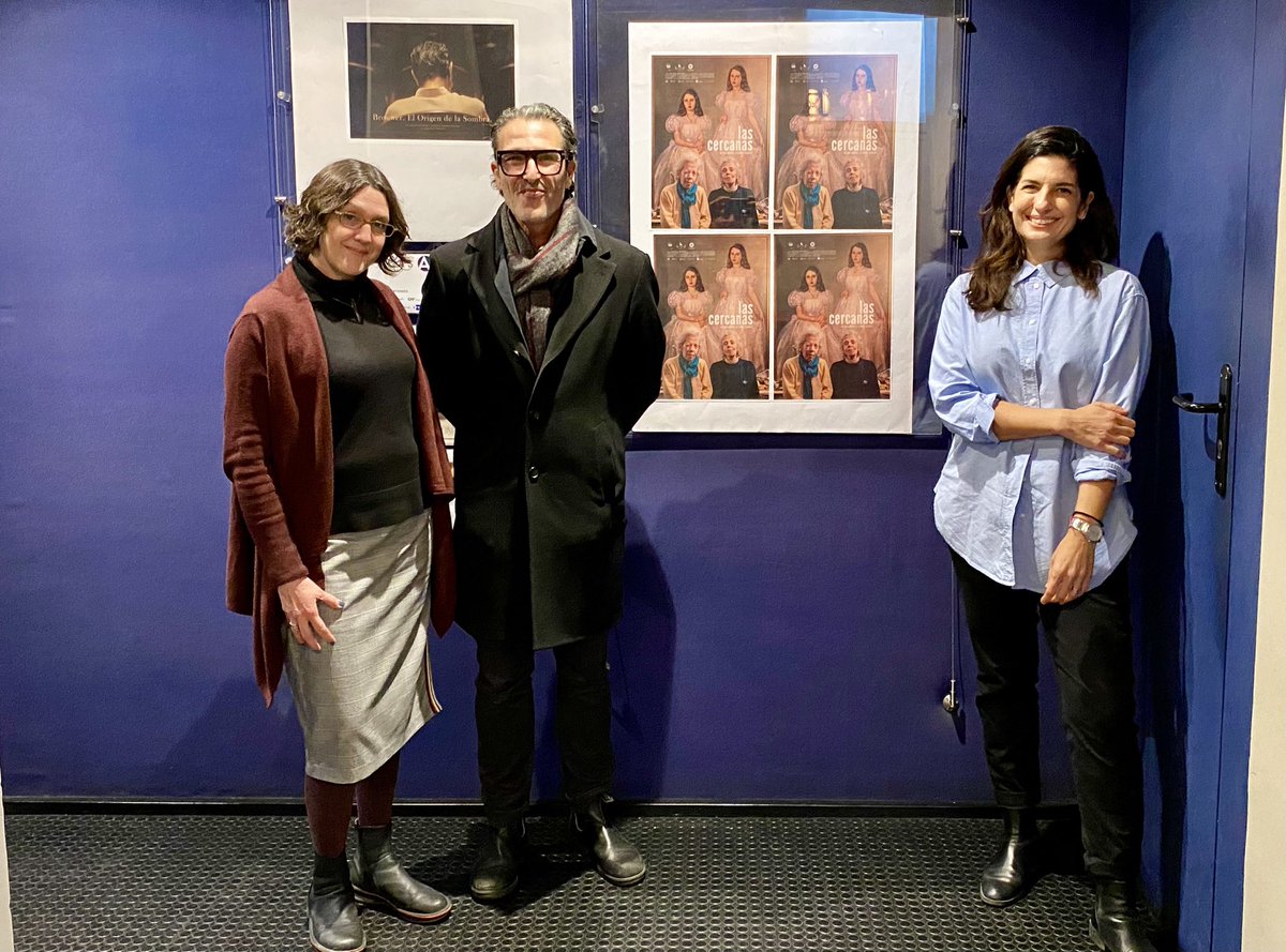 casamerica's tweet photo. 🎬 Proyectamos ‘Las cercanas’ de @alvarez_amaria y dialogamos con ella y @AndreaGuzm (@a_docma) en nuestro ciclo Los Martes del Documental.

🎞️ Isabel y Amelia son las gemelas Cavallini, que viven juntas en Buenos Aires. Comparten en cámara su historia. https://t.co/JAclsPcIrn