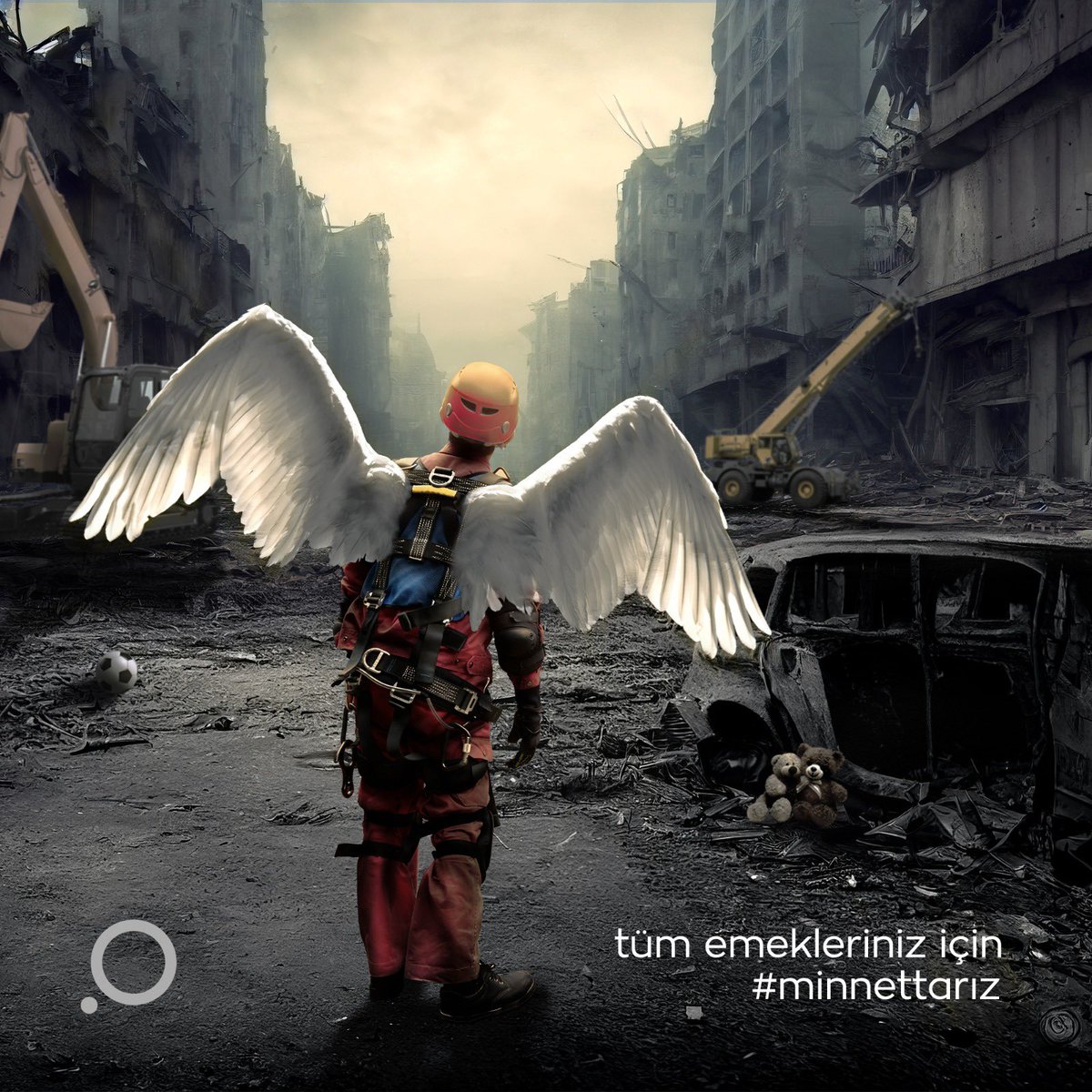 Hepimizi çok derinden yaralayan bu afet günlerinde; kamu ve özel yapılı tüm yardım kuruluşlarına, afet bölgelerinde gönüllü olarak çalışan tüm insanlara, yardımı esirgemeyen tüm markalar ve vatandaşlarımıza tüm emekleri için, #minnettarız.

<a href="/afadbaskanlik/">AFAD</a> <a href="/ahbap/">Ahbap</a> <a href="/DepremBabalaTv/">Babala Deprem Hesabı</a>