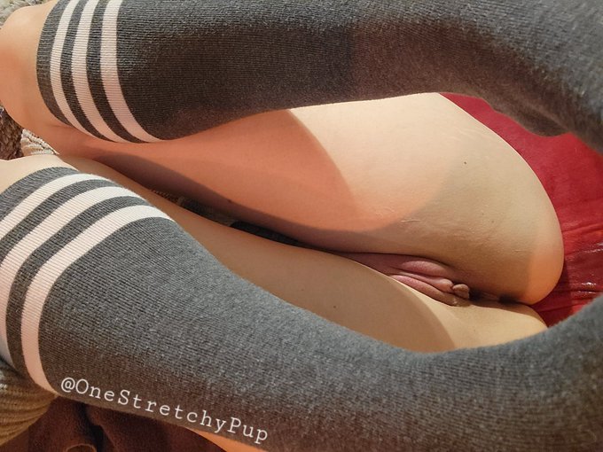 Come give it some kisses to make it feel better after beating it up 🥺🥰 https://t.co/evwgVlR5Iz<a href="/tag/stretched"class="tags"><span>#stretched</span></a><a href="/tag/pegging"class="tags"><span>#pegging</span></a><a href="/tag/hugedildo"class="tags"><span>#hugedildo</span></a><a href="/tag/bosshogg"class="tags"><span>#bosshogg</span></a>