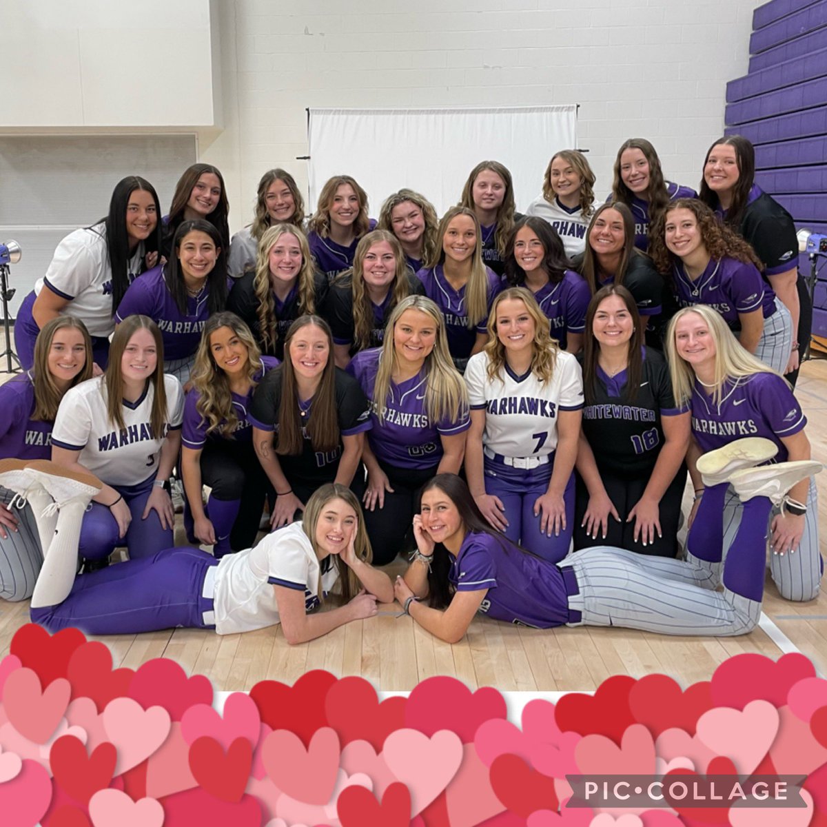 UWWSoftball's tweet photo. HAPPY VALENTINE’S DAY!  Love this group!!  ❤️🥎❤️ https://t.co/2098ikkEe7