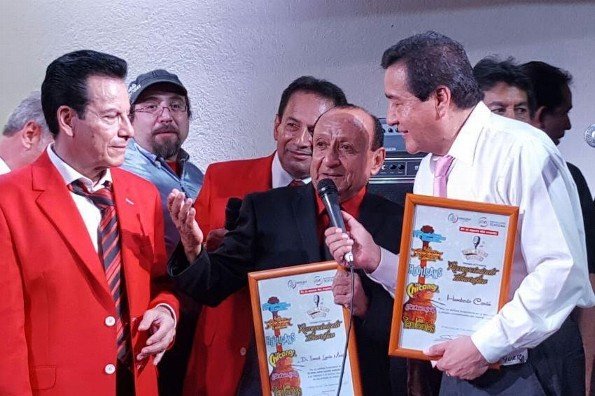Villaindie's tweet photo. #Veracruz 📻Fallece el Dr. Ismael Landa Mortera, ícono de la radio veracruzana https://t.co/eKYljZHdNg https://t.co/x1ib3jvOZR