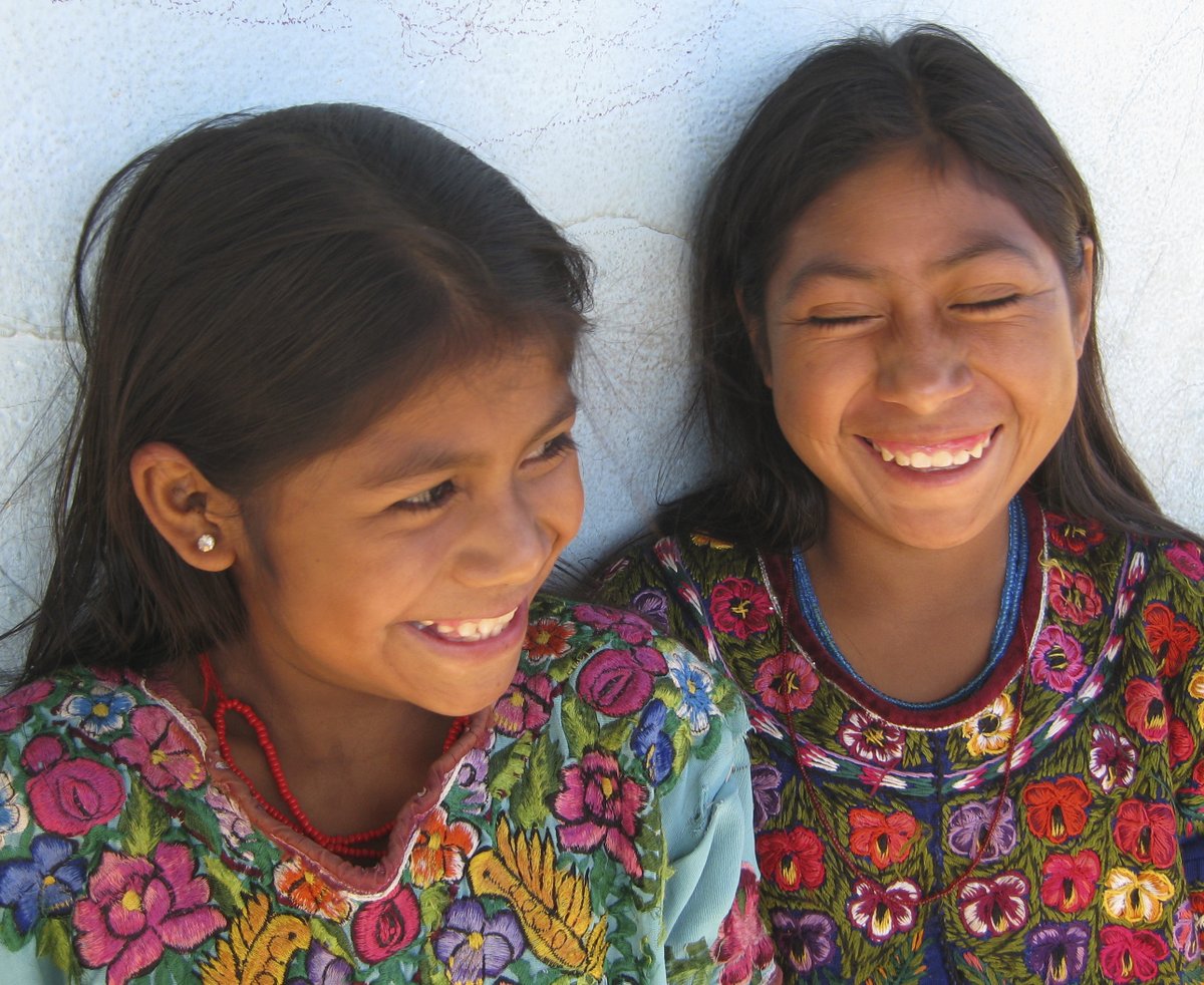 Feliz Dia del Amor y la Amistad! (Happy Valentine's Day!)

💌All we need is love-- and wonderful friends and supporters like you! Thank you for all the ways you show love and hope every day.