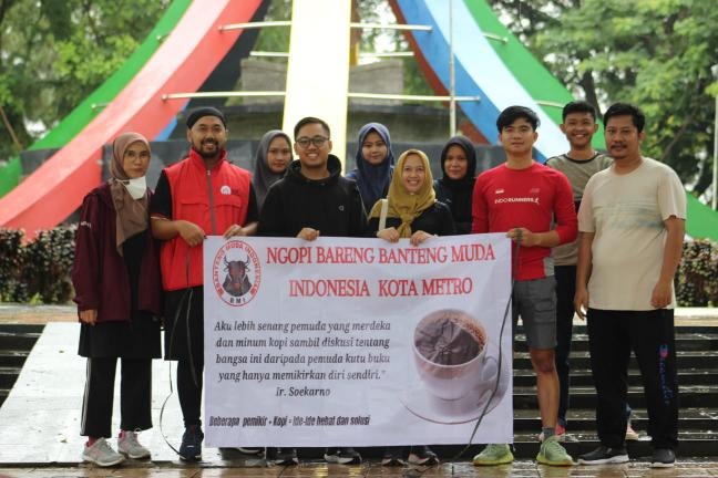 DPPBMI's tweet photo. mengenai kebijakan pemerintah kota metro terutama pembangunan di kota metro dan juga mensurvey apakah milenial pantas untuk duduk sebagai anggota legislatif ataupun eksekutif.

#PDIPerjuangan
#GenerasiGotongRoyong
#MudaBerjuang 
#DPPBMI
#BantengMudaIndonesia
#PDIPM3nang https://t.co/ZTQYjb1OfW
