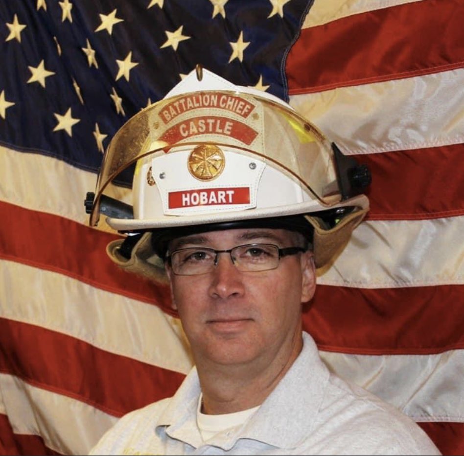 HobartFire's tweet photo. We lost our dear friend Battalion Chief Thomas Castle last night. He was a 30 year HFD veteran, and @USMC member during Operation Desert Shield/Desert Storm. Please keep his family in your thoughts, as we miss him already. #19 https://t.co/fFeauGlJl5