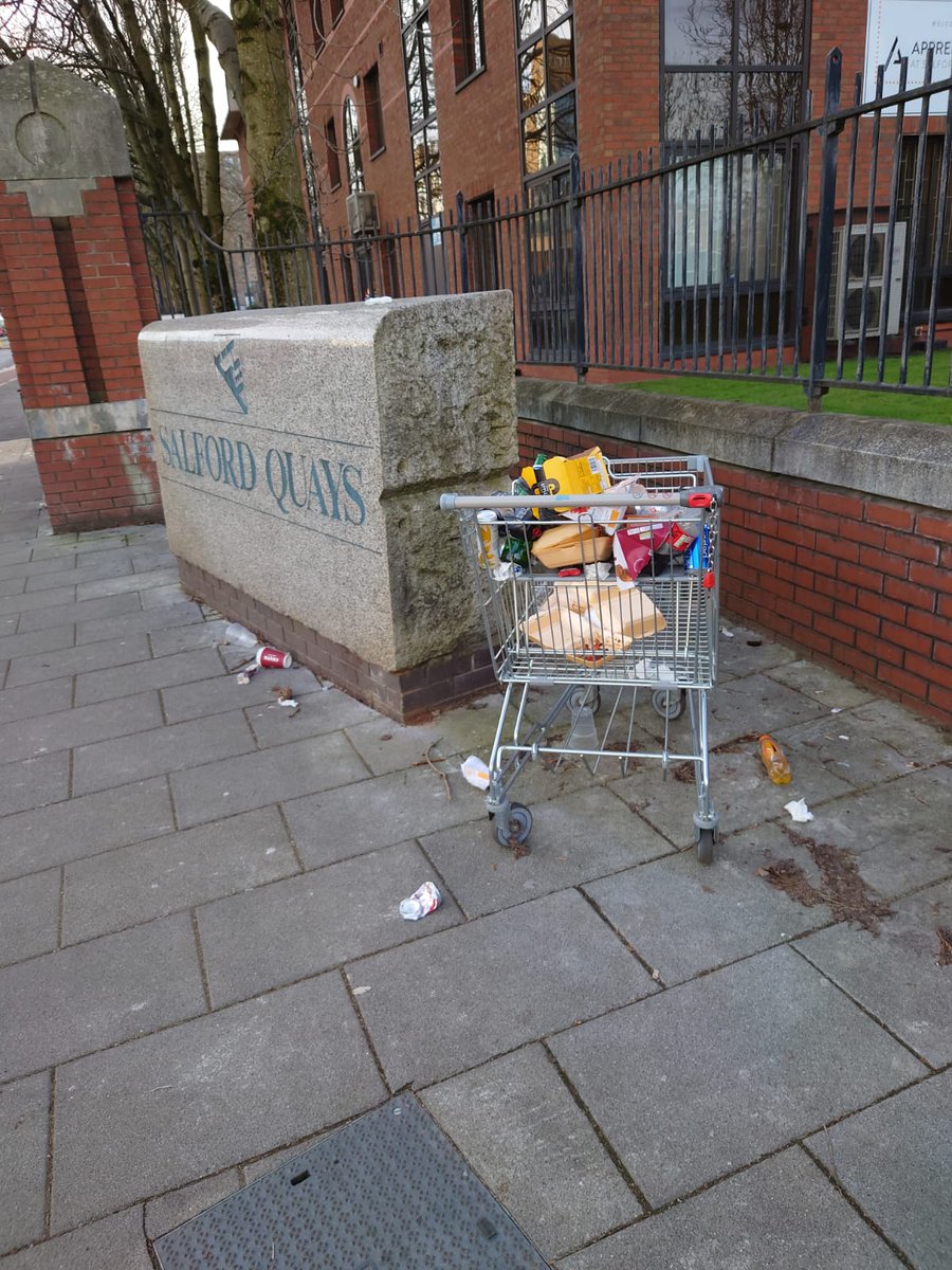 SQCommForum's tweet photo. We've clearly become a holiday destination for supermarket trolleys on the Quays - five have arrived in the last 5 days. We've reported them all. Two are already gone and before and after pics are shown.

We don't hang around! https://t.co/sySnyvi32k