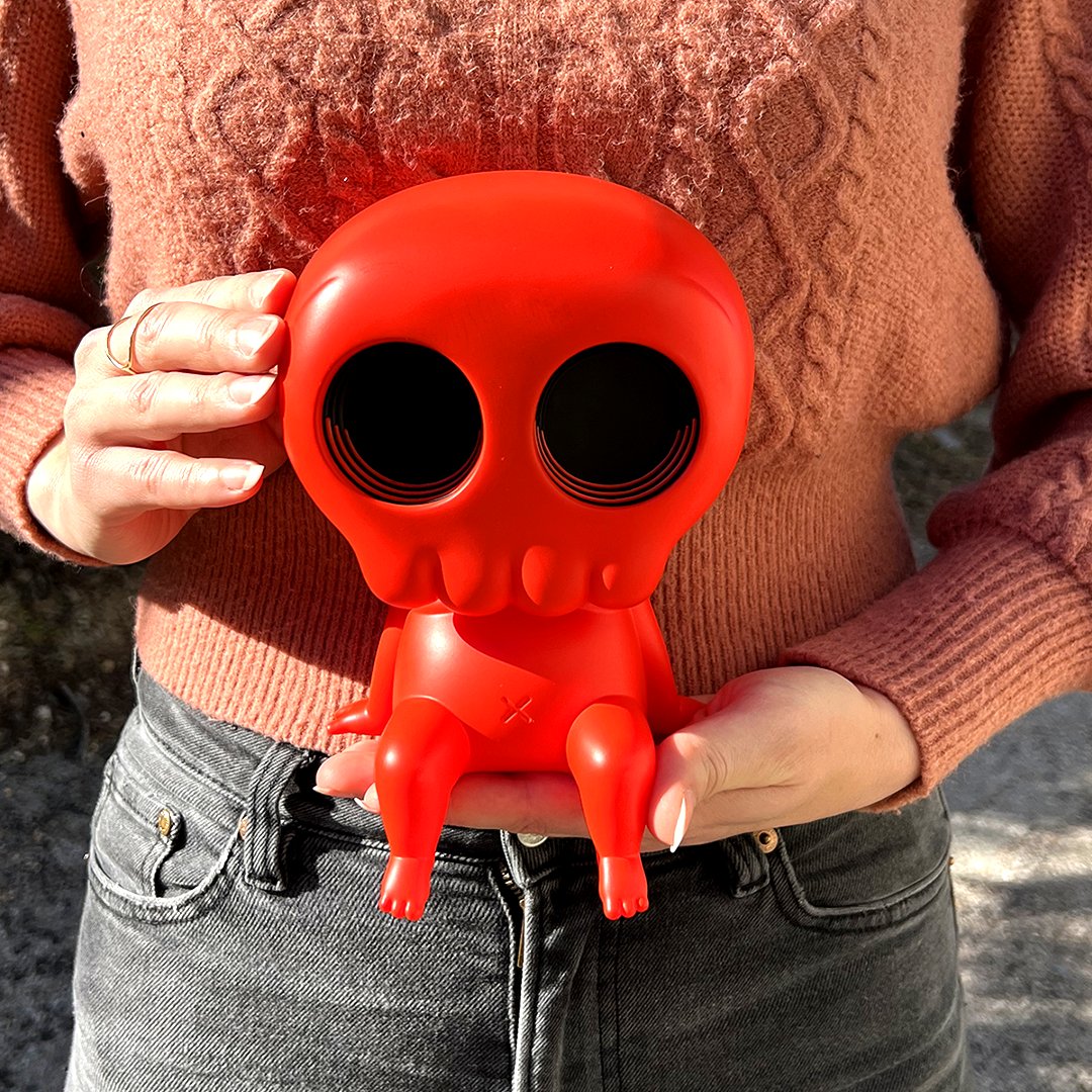 ON SALE NOW: @sirmitchell's SKULLY in an exclusive red colorway just in time for Valentine's Day! 💀 Head to The Drop now: mondoshop.com/collections/th…