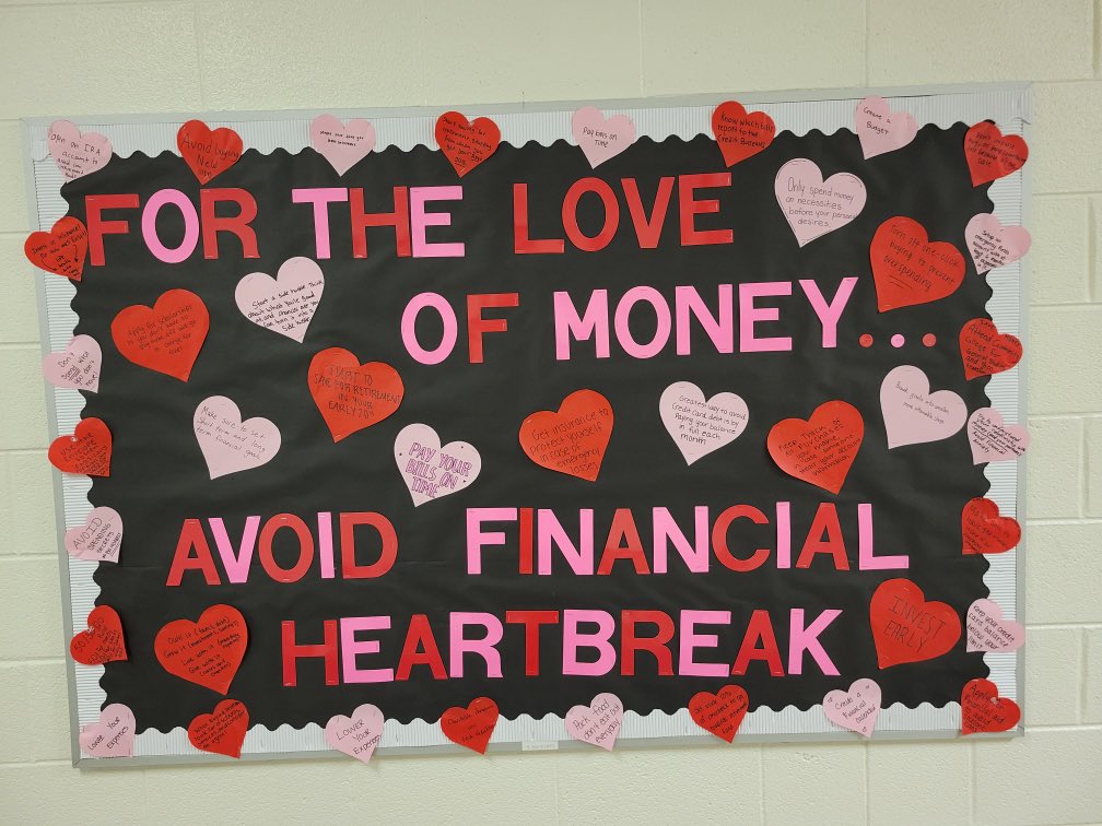 freedomhs_cte's tweet photo. Mrs. Decker's Personal Finance class gave the best gift for Valentine's Day, "tips to avoid financial heartbreak" @LCPScte https://t.co/RdGjtUDtAC