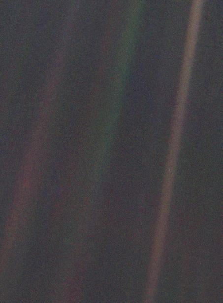 "Look again at that dot. That's here. That's home. That's us. On it everyone you love, everyone you know, everyone you ever heard of, every human being who ever was, lived out their lives." - Carl Sagan

#OTD in 1990, Voyager 1 took the iconic Pale Blue Dot image.