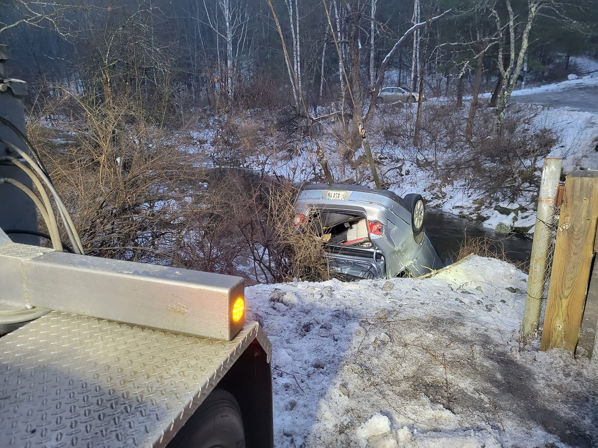 MaineTowing's tweet photo. #followus
#instagramdown 
#linkedin
#Twitter
#facebook
#statewidetowinginc
#statewidetowingme
#mainetowing
#mainedpf
#towing
#likeandshare
#follow
#share
#HeavyHauling
Website
https://t.co/vcnnH8nBpH
Email:
statewidetowinginc@yahoo.com https://t.co/ETTm9XTZwj