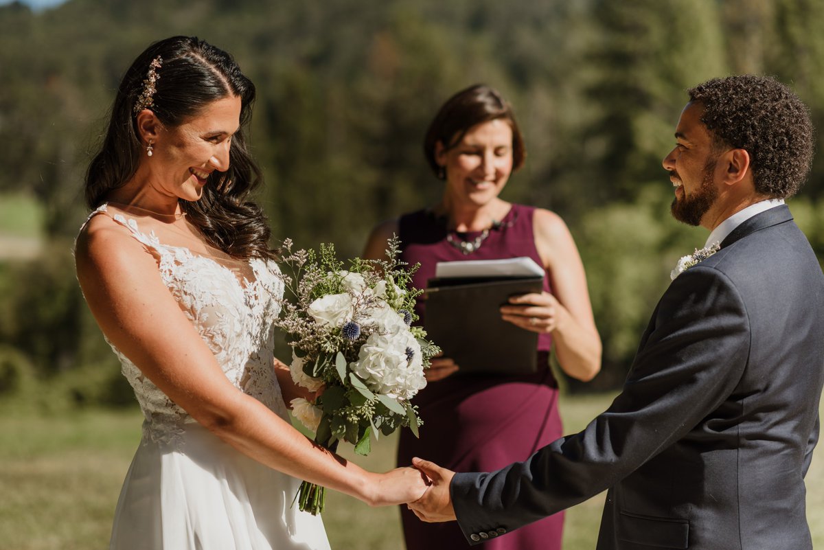 StanfordDeptMed's tweet image. We issued a Valentine's Day call for #StanDOM #LoveStories. @nadiabsaf &amp;amp; @AaronTierney13 shared their tale of meeting thorough the #Presence5 research team led by @DonnaZulman &amp;amp; @cuttingforstone! Read the story: stanford.io/3xkXs5w

📸 Erin Prado for Vivian Chen Photography