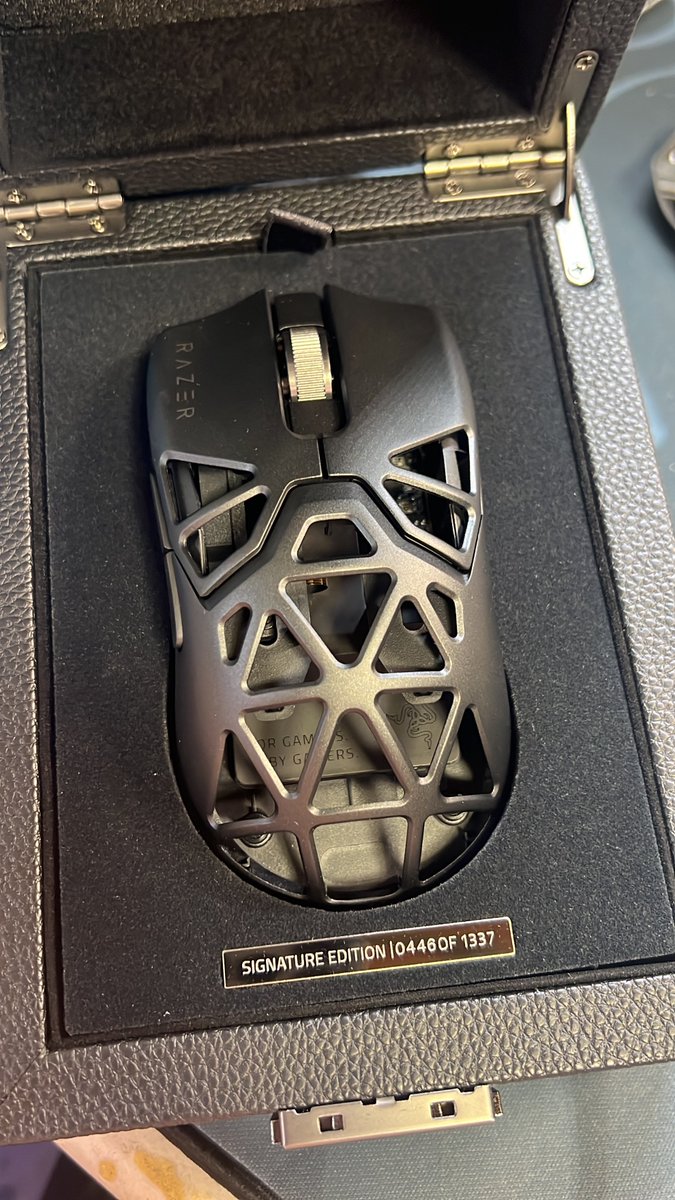 Nachocustomz tweet media