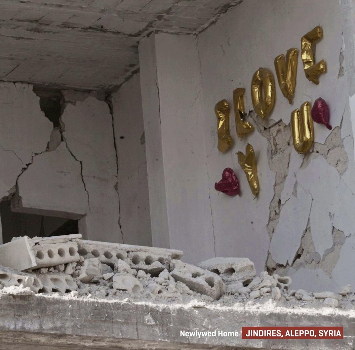 A heartbreaking photo of a newly weds home in Aleppo, #Syria 😔💔

Over 10.9 million people have been affected by the earthquake in Syria, thousands are now homeless amidst freezing temperatures.

🔗 Please continue to support our work: islamic-relief.org/news/islamic-r…