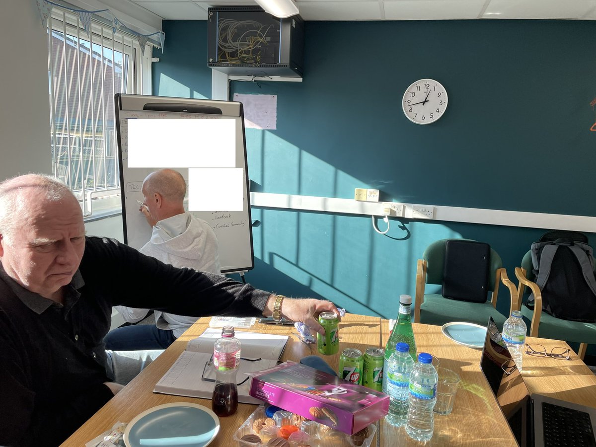 Tackling_Minds's tweet photo. Today, the Tackling Minds team has been both on the bank coaching as well as undertaking tasks in the office (and eating biscuits). #fishing #socislprescribing @NASPTweets #fishing #angling #NASPTweets #socialprescribing #activetameside #greensocialprescribing #GMNatureForHealth https://t.co/v6CAF5OYUB