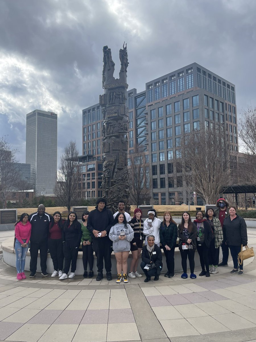 Allpsschool's tweet photo. Thanks to Vanessa Adams-Harris with the John Hope Franklin Center for Reconciliation the excellent tour! #allps https://t.co/flsOIWRyvO