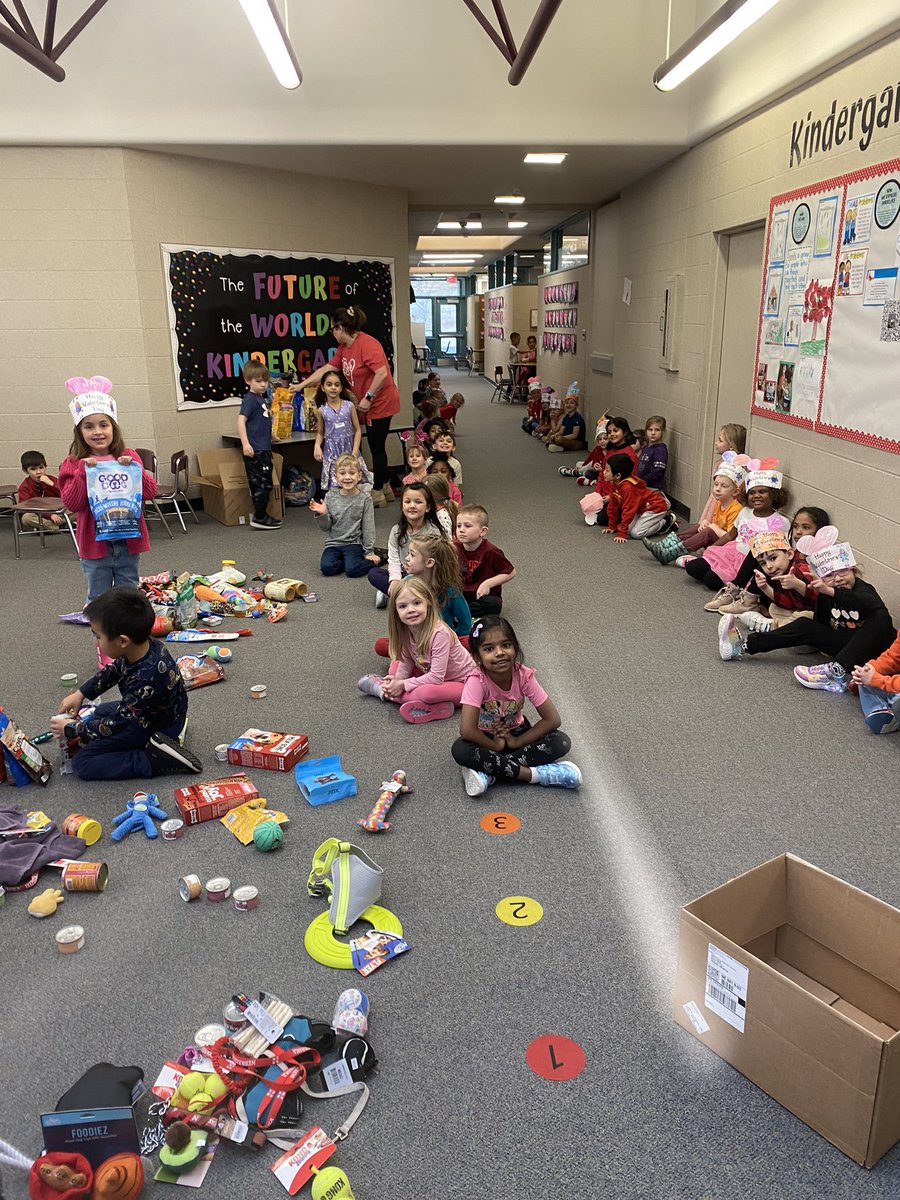 @BlackElkEagles always does a yearly Service Learning Project to show our community that we care! ❤️💕 This year, Kindergarten chose to help the @NEHumaneSociety 🎾🐶🐱🐰🐹🦔🐾 Check out all of the awesome items we collected! @MillardPS #proud2bMPS