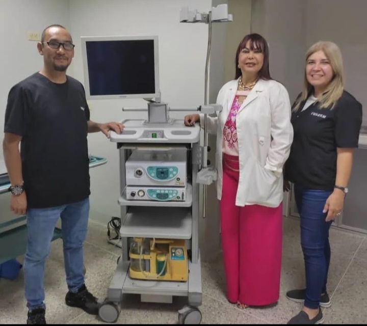 InstrumentaliaF's tweet photo. Seguimos en nuestra ruta hoy en Ana Carlos con la Dra. Belkis Urbina, nuestra visita ofrecemos servicio técnico preventivo gratuito para nuestros clientes que poseen equipos #FujiFilm .

#torreendoscopia
#torreendoscopica #accesoriosgastroenterologia #valenciavenezuela https://t.co/cKHjEMn5FD