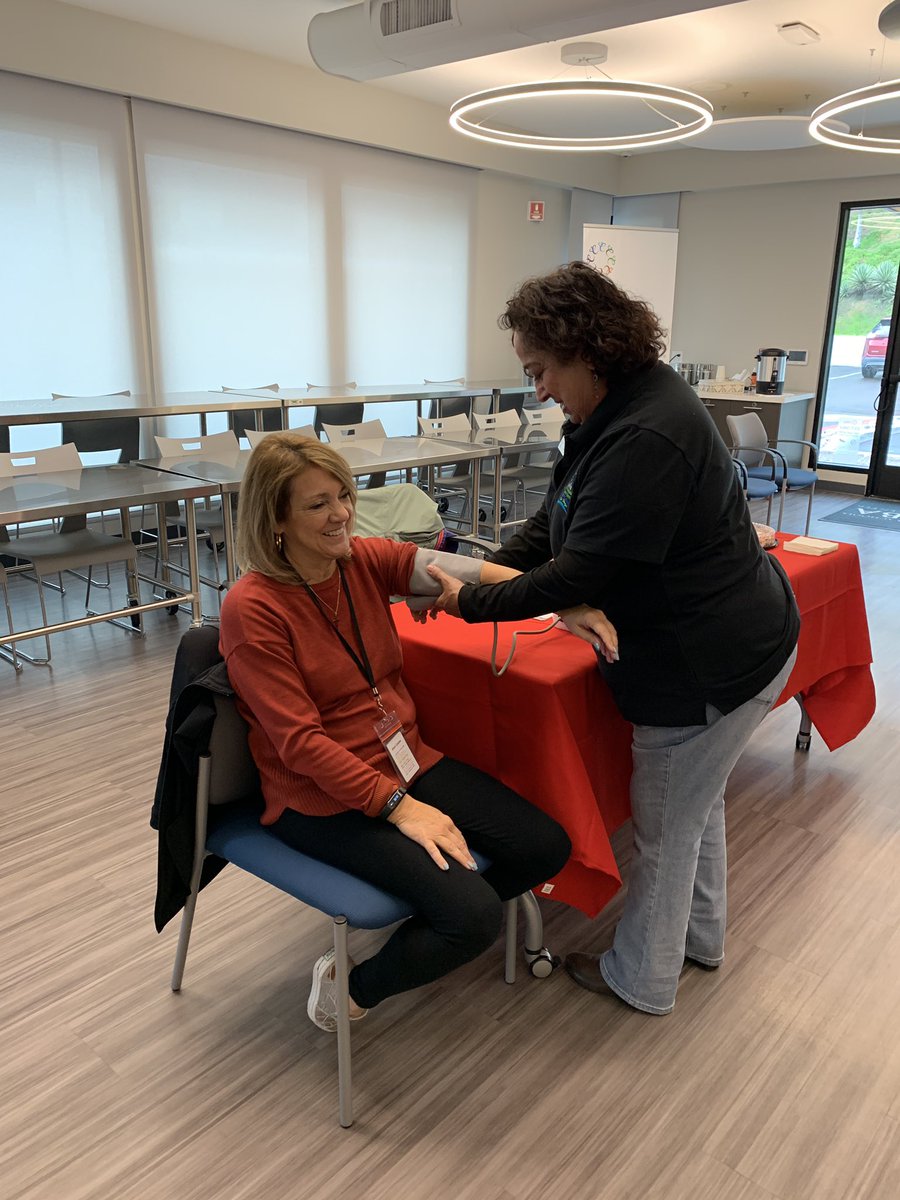 CAschoolsVEBA's tweet photo. Get your free blood pressure screening TODAY at the VEBA Resource Center (Kearny Mesa) between 10:00 am - 2:00 pm! We look forward to seeing you here!

#LoveYourHeart #AmaTuCorazon #KnowYourNumbers #americanheartmonth #hearthealth #vebaresourcecenter #VRC #centeredaroundyou https://t.co/3vdWLWvdut