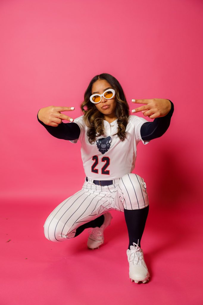 It's only right you show some love to <a href="/marynjordann/">marynjordann</a> it's Valentine's Day and she's your <a href="/MEACSports/">Mid-Eastern Athletic Conference</a> freshman of the week!