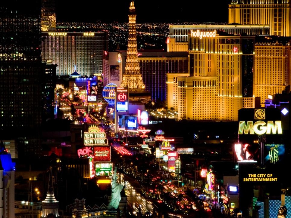 HGTV on Twitter: "The steamy Las Vegas stars of 'Australia's Thunder