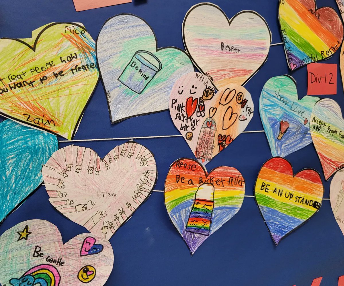 So much love, kindness and support on display. 
This beautiful &amp; inspiring work was put together by the amazing Mrs. G, our CYCW, and RI stdnts. How do you fill buckets and LIFT EACH OTHER UP? 
#pinkshirtday2023
<a href="/deltasd37/">DeltaSchoolDistrict</a> <a href="/RILightning/">Richardson Elem</a>