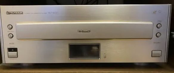 <a href="/HCCmag/">Home Cinema Choice</a> <a href="/SteveMay_UK/">Steve May</a> Some off us still have Laser Discs! They will make a come back. Come the day! LoL