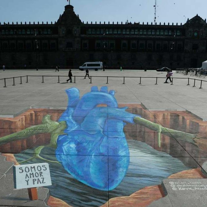 El Zócalo se pinta con corazones por el Día del Amor y la Amistad 🫀

‍La plancha del Zócalo en la #CDMX se ve adornada con estos corazones artísticos como parte de la intervención urbana de nombre “Somos Amor y Paz”

#diadelamorylaamistad #zocalo #descubrecdmx #conocecdmx