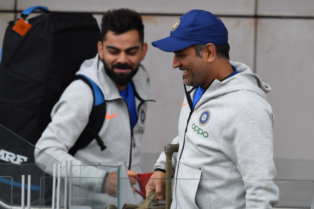 itsvikramjeet's tweet photo. With all these cheap selectors like  Chetan Sharma and politics of BCCI, Virat Kohli had a permanent man in his life, whom he loves and respects the most and that's MS Dhoni. The legacy they shared together. Mahirat ♥️
#ViratKohli #MSDians 
#Chetansharma  #SouravGanguly #BCCI https://t.co/JBr97T5NLQ