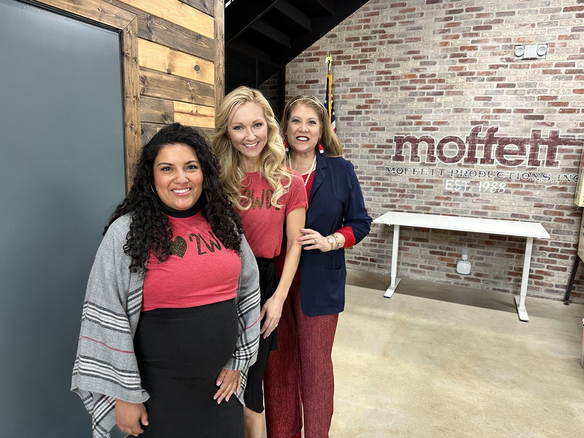TomballISD's tweet photo. Considering our Two-Way Dual Language Program for your kindergarten student? Hear from our parents ...

Listen to the in-depth conversation featuring Dr. Z &amp; her newest guests - TWDL parents, Blaire Koehl &amp; Ely Borrero-Messer on ConnectED!

https://t.co/CxXMAvDLZ5 https://t.co/bxXn9qh6Hn