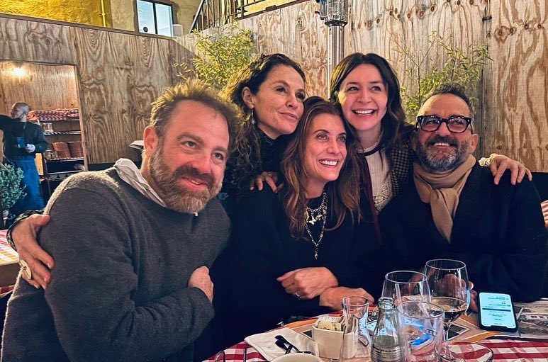 Absolutely in *LOVE* with this photo Amy shared! Happy Valentine’s Day! ♥️

@caterinatweets @AmyBrenneman @katewalsh @adelsteinPaul #SergioLopezRivera @PrivatePractice #PrivatePractice @GreysABC #GreysAnatomy