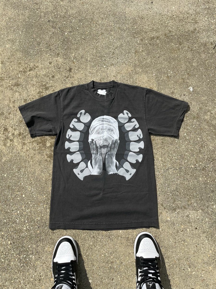 stellaboys_sb's tweet photo. Happy Valentine’s Day From StellaBoys 

Extending our Love to you all with a 25% OFF VALENTINE’S DAY SALE, FEBRUARY 14TH - 28TH. 
StellaBoys “FaceLess” Tee Sale Available now on https://t.co/bSHnJk5EqZ https://t.co/zT5J8e4wq5