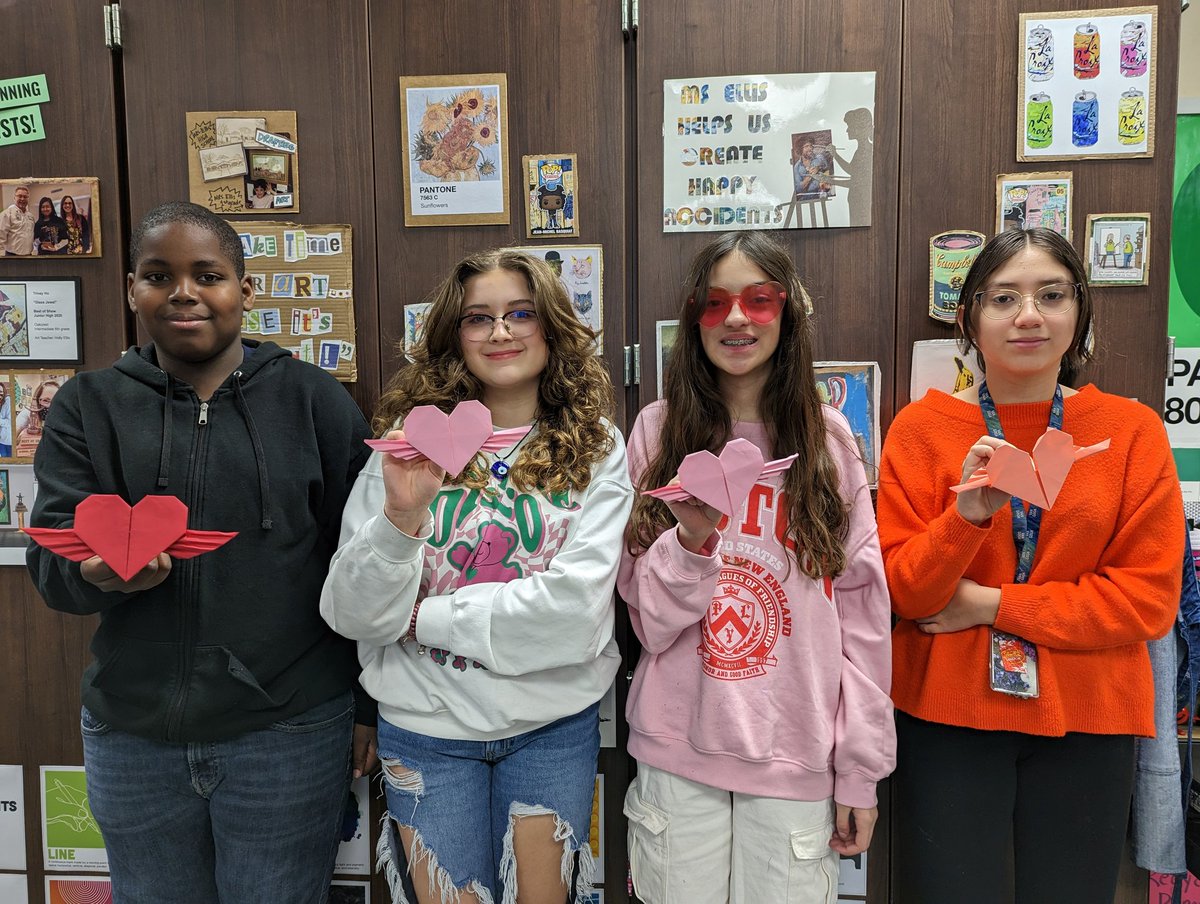 Oakcrest ART Dept. tweet media