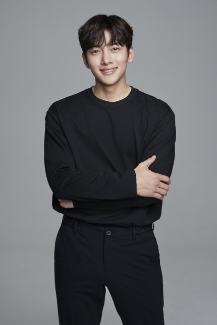 JCWPhilippines's tweet photo. [ARTICLE]

Ji Chang Wook donates 100 million won to the relief of children affected by earthquakes in Turkey and Syria https://t.co/HmXIDiTvAe