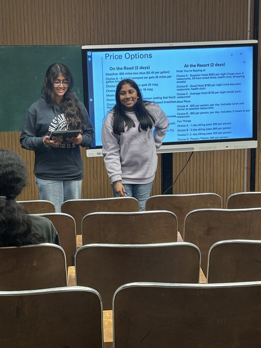 MeyzeekYSC's tweet photo. Meyzeek Financial Lit Seminar present by a former student that now attends Manuel and has started his own financial club.. It’s amazing to hear students who have a passion for finance and budgeting at such an early age! https://t.co/lbj83PAfe5