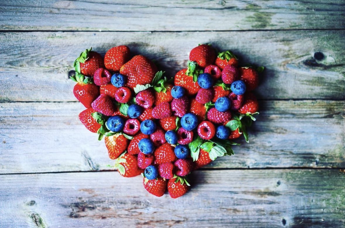 Happy Valentine’s Day! 🌹🫐🍓❤️