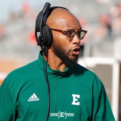 Day 14 of 28 of the most influential Black Coaches. Eastern Michigan University Wide Receiver Coach @Dyrell_Roberts #BlackCoachesRock2023