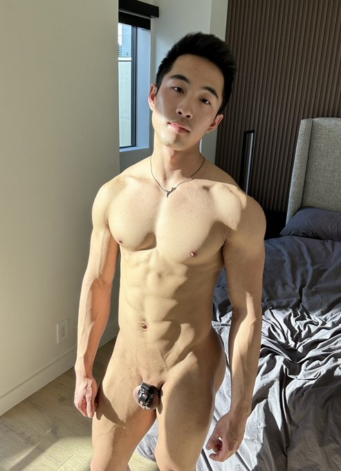 The bed is empty 😉 https://t.co/wh4khllzAt