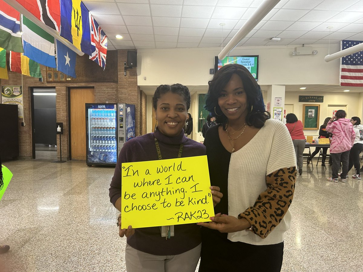 WHS celebrates Kindness as an act of Generosity!! #onewestbury #onewestburySEL #RandomActsOfKindnessWeek