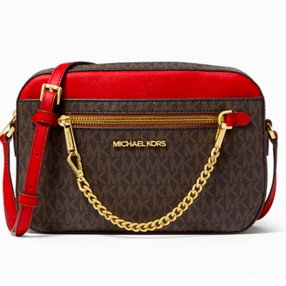 Jenniferperciv2's tweet photo. So good I had to share! Check out all the items I'm loving on @Poshmarkapp from @DanielleFreedm4 #poshmark #fashion #style #shopmycloset #michaelkors #lilybloom #kennethcolereaction: https://t.co/w9sNM0fR0i https://t.co/qbvCedoTCA