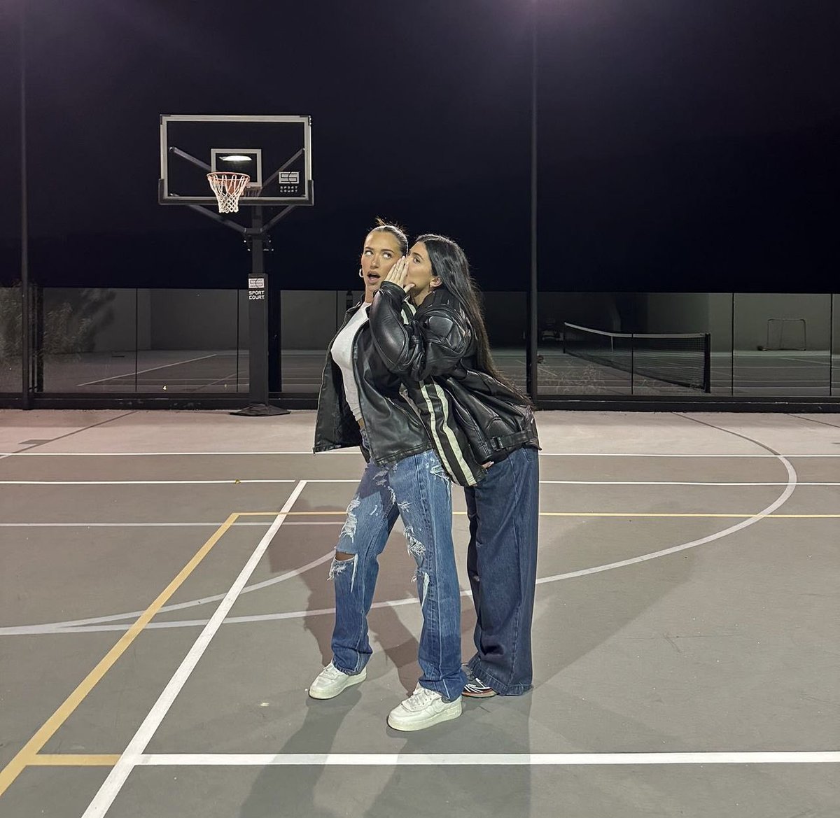 PopCrave's tweet photo. Kylie Jenner celebrates Valentine’s Day with best friend Stassie:

“forever valentine ♾️” https://t.co/DReB40BkiM
