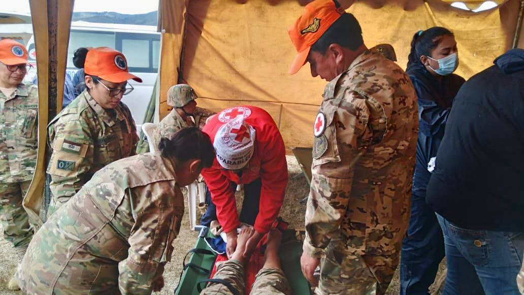 CruzRojaCbba's tweet photo. Nuestros voluntarios, visitaron San Benito y prestaron servicios de atención prehospitalaria 🚑 a los paracaidistas de la Fuerza Área y ejército del "Centro de Instrucción de Tropas Especiales" (CITE)

#APH
#CruzRojaBolivianaFilialCochabamba https://t.co/djmpSxRODL