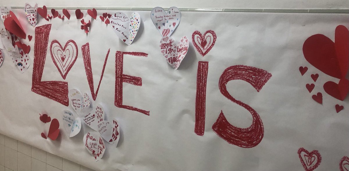 anne_mcmorrow's tweet photo. Happy Valentine’s Day ⁦@ColegioMirabal⁩ #MirabalEnglish #Mirabalart https://t.co/HmUWGJlFYv