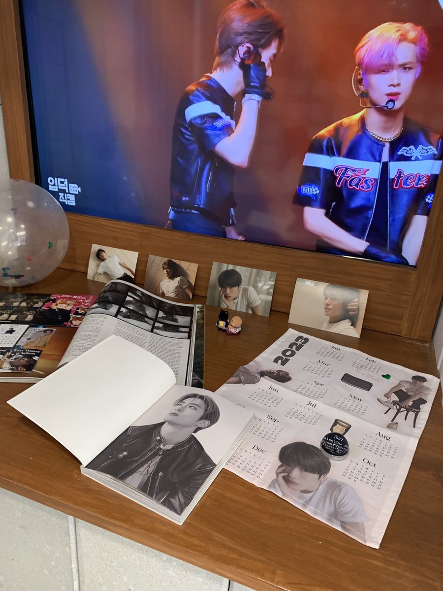 Ourloveis_0214's tweet photo. 𝑬𝒗𝒆𝒓𝒚 𝑴𝒐𝒎𝒆𝒏𝒕 𝒐𝒇 𝑱𝒂𝒆𝒉𝒚𝒖𝒏

📍서울 아이오쓰리 성수사거리점

#Every_Moment_of_Jaehyun
#너에게_빠지는_시간_단_214초
재현아 정재현…! 광야 근처인데 놀러오지 그랬어 …! 넘 예쁜공간이였다 ✨💙 https://t.co/grV8jSFjuS