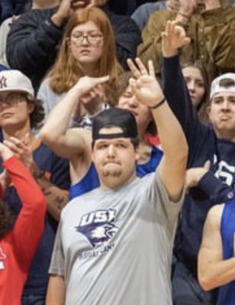 USIBaseball's tweet photo. Student Director of Baseball Operations Mason Lagrange wants everyone to know that we are 3 days away from the Season Opener! @LagrangeMason #HumScreags https://t.co/l7R5h7f1UH