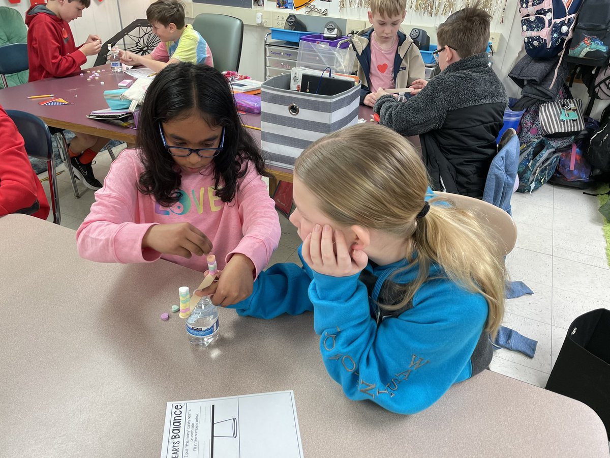 OCETRACK1FIFTH's tweet photo. Lots of fun today for #iheartmathandscience @OliveChapelElem @Indyandharperap https://t.co/FvjRmqzP4o