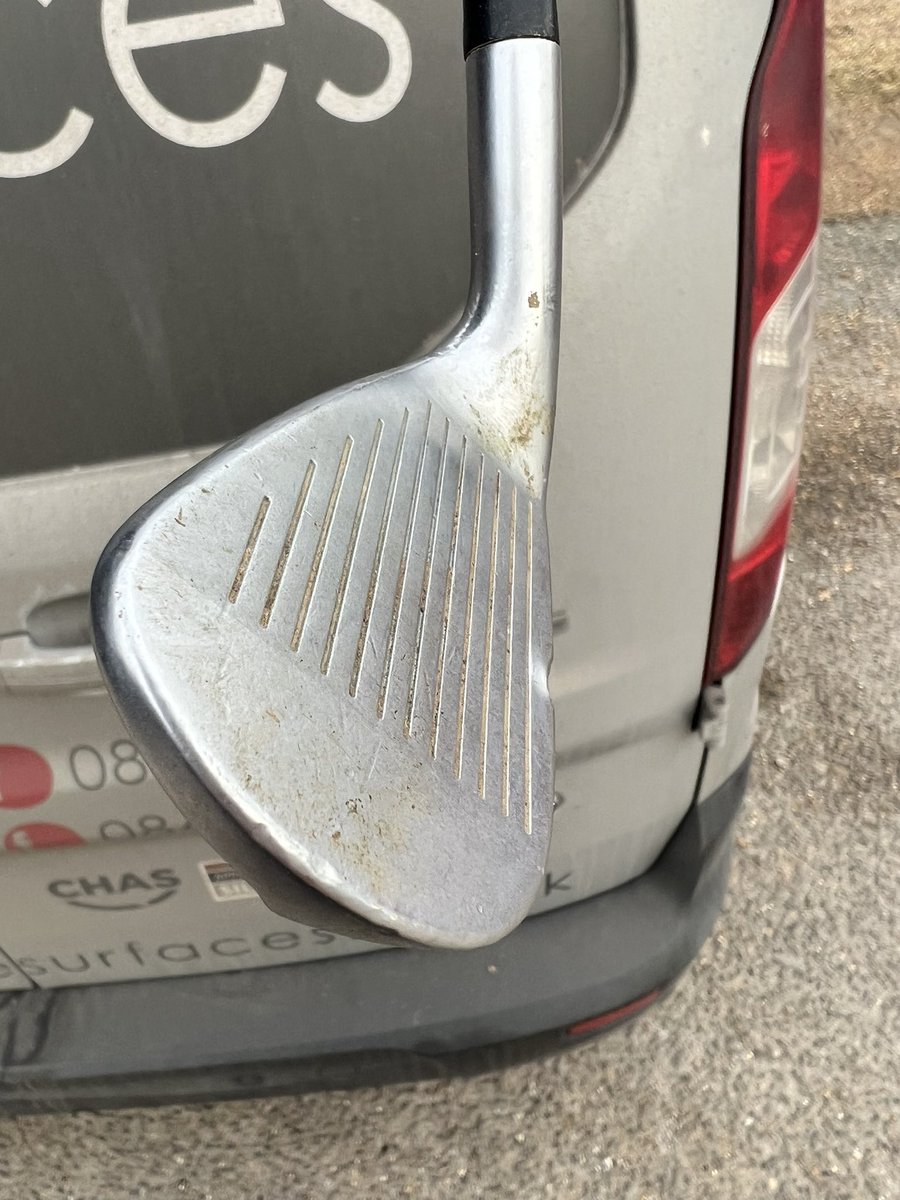 VanManNov09's tweet photo. @MizunoGolfEU Hey Guys, had my JPX 919 forged for a couple of years now. Hit my 8 iron against out of the trees to find a buried rock under the leaves. Is there a way to repair or replace that head? https://t.co/NEctko9ZM2