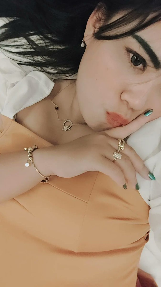 ga kasihh MAKAN GA BAYARIN UTANG GA USAH BANYAK BACOT TAIII... CM BSA NAWAR TAI ANJGLAH