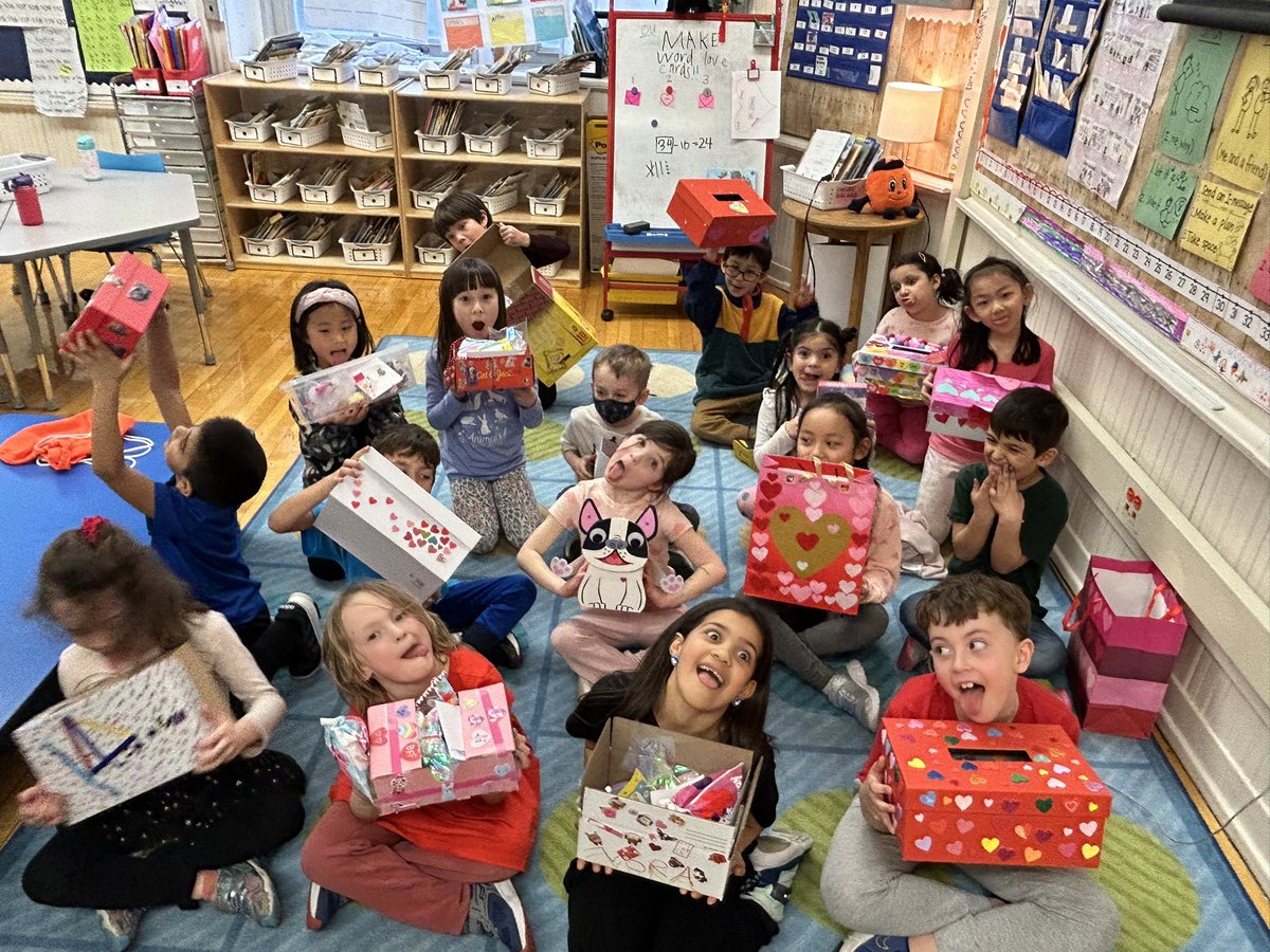 First Grade Room 104 tweet media